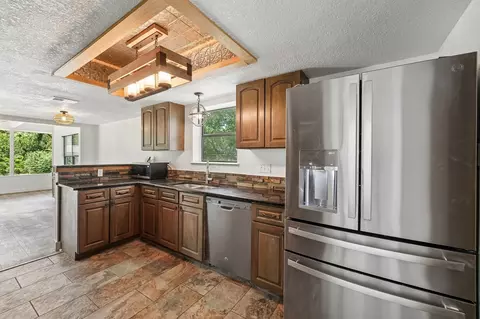 Kitchen - 1100 Riverbend Dr, Georgetown, TX 78628 photo 2 of 3
