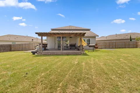Exterior - 136 Charing Cv, Kyle, TX 78640 photo 7 of 8