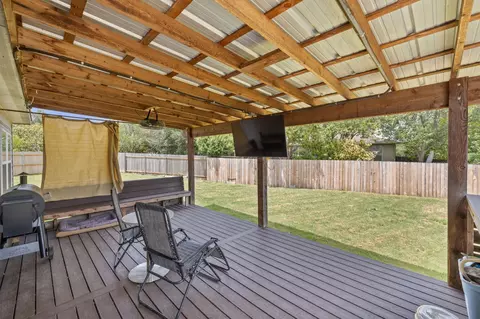 Exterior - 136 Charing Cv, Kyle, TX 78640 photo 4 of 8