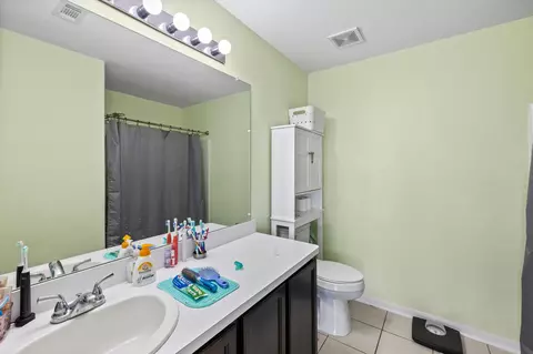 Bath - 136 Charing Cv, Kyle, TX 78640 photo 1 of 3