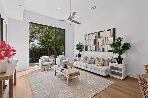 2505 Bluebonnet Ave #16, Austin, TX 78704
