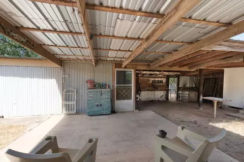 Exterior - 916 Apache Dr, Burnet, TX 78611 photo 3 of 4