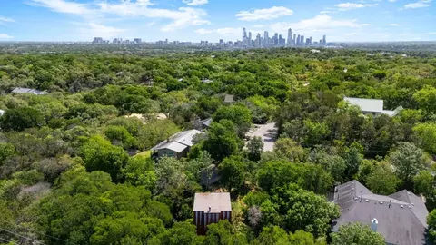 20 N Peak Rd, West Lake Hills, TX 78746