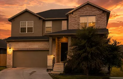 132 Greenock Cv, Hutto, TX 78634