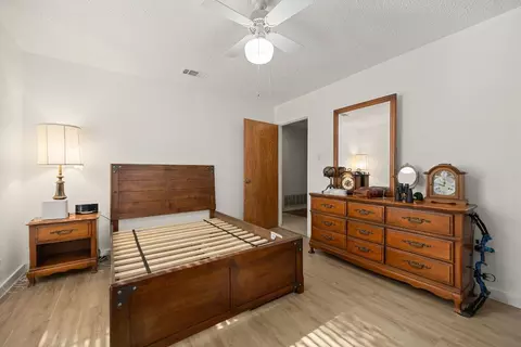 Bedroom - 301 Dove Creek Dr, Round Rock, TX 78664 photo 1 of 4
