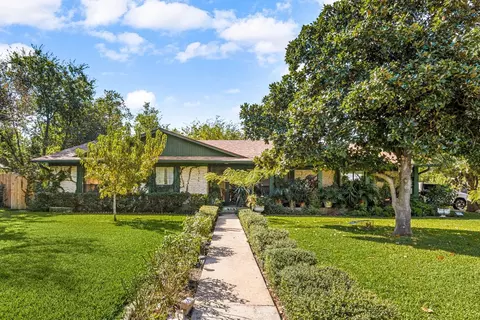 Exterior - 301 Dove Creek Dr, Round Rock, TX 78664 photo 1 of 10