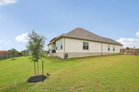 Exterior - 130 Firethorn Loop, Bastrop, TX 78602 photo 7 of 8
