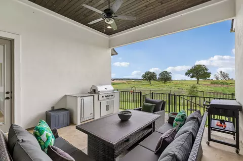 Exterior - 130 Firethorn Loop, Bastrop, TX 78602 photo 2 of 8