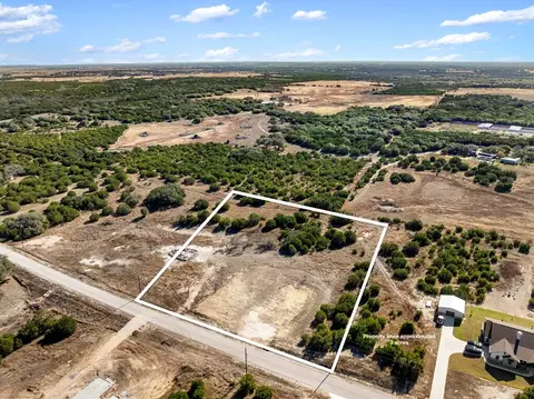155 Whispering Wind Rd, Bertram, TX 78605 photo 4