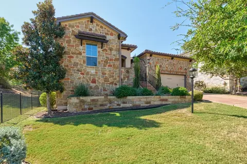 101 Rocky Coast Dr, Austin, TX 78738