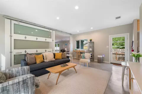 1404 Justin Ln #1, Austin, TX 78757