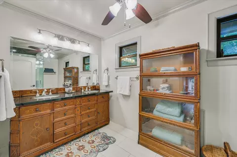 Bath - 14305 Geronimo St, Leander, TX 78641 photo 4 of 5