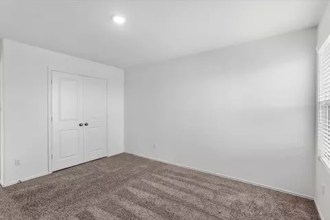 448 Perfect World Loop, Jarrell, TX 76537 photo 37