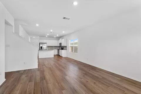 448 Perfect World Loop, Jarrell, TX 76537 photo 9