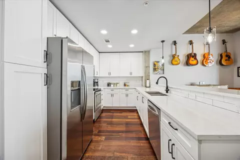 360 Nueces St #4009, Austin, TX 78701