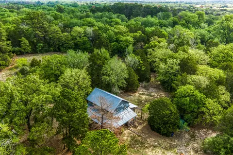242 Cody Ln, Bastrop, TX 78602