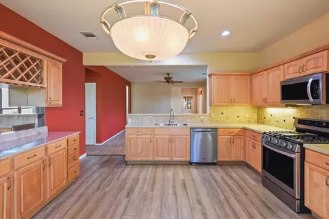 Kitchen - 111 Bonham Loop, Georgetown, TX 78633 photo 2 of 2