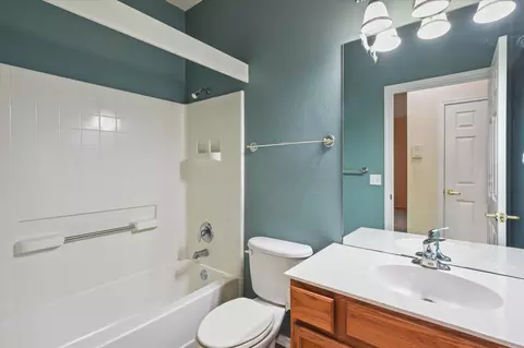 Bath - 111 Bonham Loop, Georgetown, TX 78633 photo 1 of 2