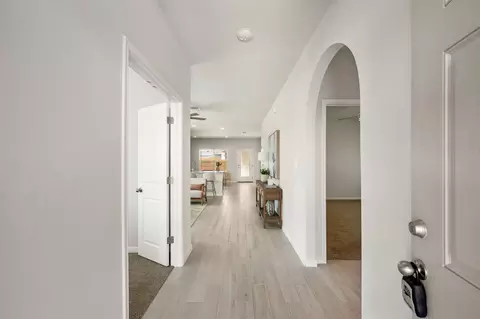 Entry Way - 721 Paddock Ln, Georgetown, TX 78626 photo 1 of 4