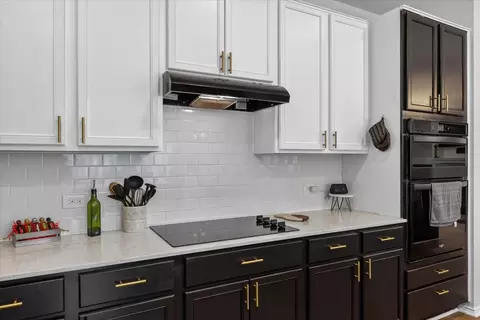 Kitchen - 1901 Dragonfly Lp, Bastrop, TX 78602 photo 3 of 4
