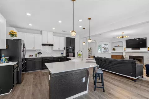 Kitchen - 1901 Dragonfly Lp, Bastrop, TX 78602 photo 1 of 4