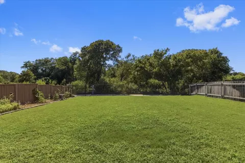 Exterior - 1901 Dragonfly Lp, Bastrop, TX 78602 photo 5 of 5