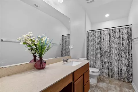 Bath - 1901 Dragonfly Lp, Bastrop, TX 78602 photo 4 of 4