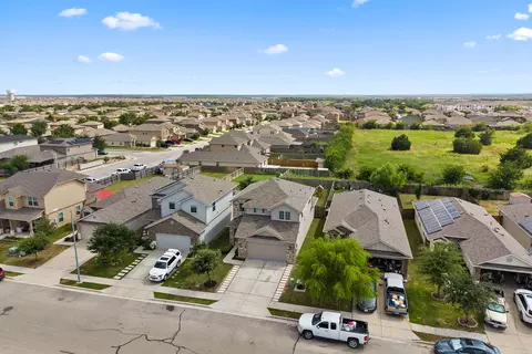 View/Area - 12007 Riprap Dr, Manor, TX 78653 photo 6 of 7
