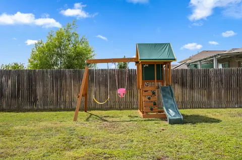 Exterior - 12007 Riprap Dr, Manor, TX 78653 photo 5 of 6