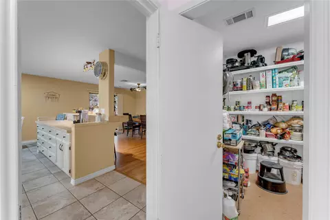 Entry Way - 312 Apache Dr, Burnet, TX 78611 photo 2 of 2