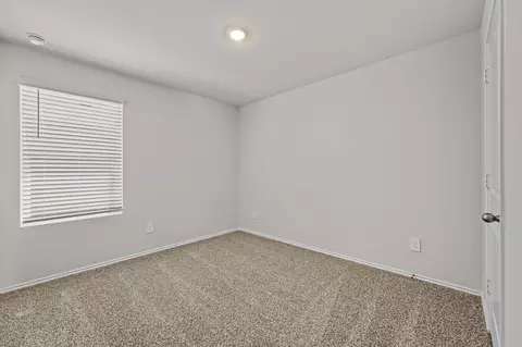 Bedroom - 405 Wild Goose Dr, Luling, TX 78648 photo 3 of 6