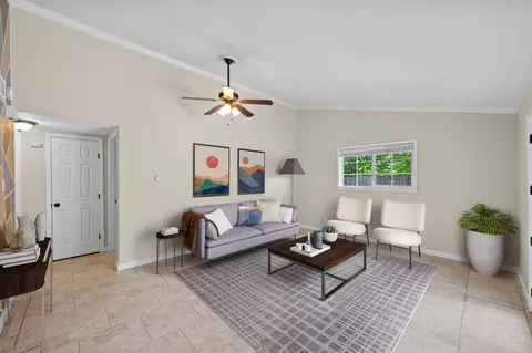 3102 Glen Ora St #102, Austin, TX 78704