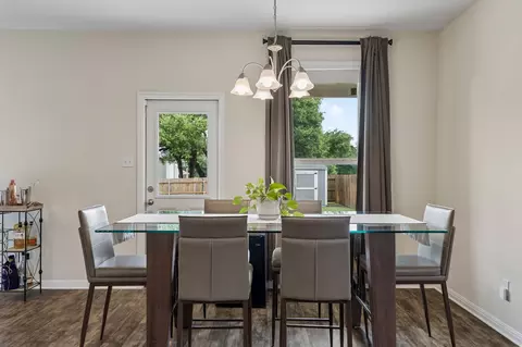Dining - 809 Whitman Ave, Georgetown, TX 78626 photo 1 of 1