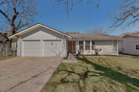 1004 Speer Ln, Austin, TX 78745