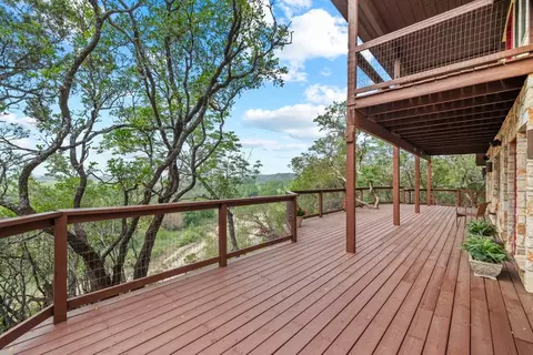Exterior - 212 Comanche Cp, Kyle, TX 78640 photo 3 of 9