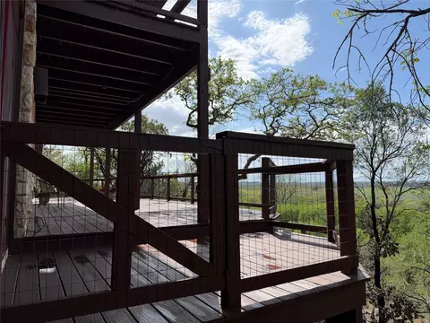 Exterior - 212 Comanche Cp, Kyle, TX 78640 photo 5 of 9