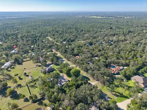 View/Area - 226 Cedar Hills Dr, Elgin, TX 78621 photo 3 of 4
