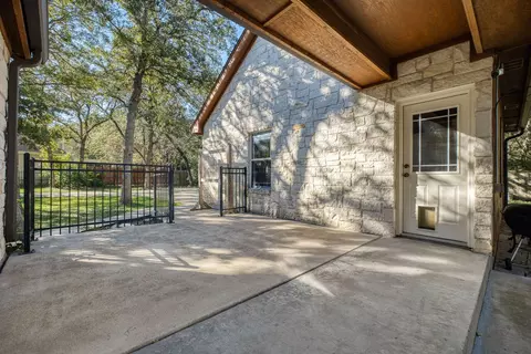 Exterior - 226 Cedar Hills Dr, Elgin, TX 78621 photo 8 of 11