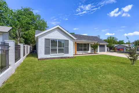 Exterior - 9016 W Pointer Ln, Austin, TX 78758 photo 6 of 9