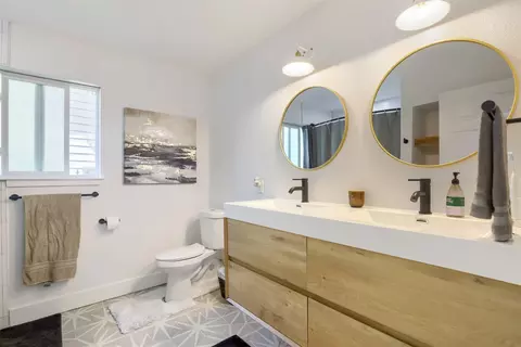 Bath - 9016 W Pointer Ln, Austin, TX 78758 photo 1 of 1