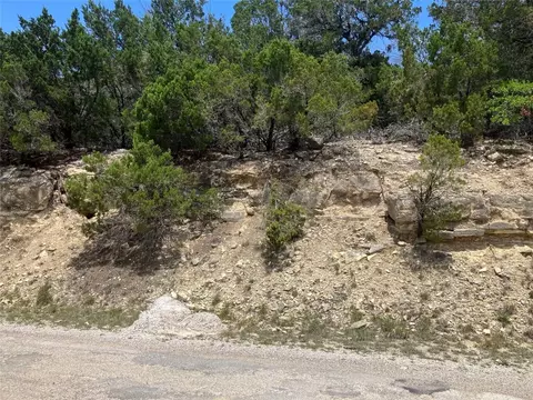 20906 Post Oak Dr, Lago Vista, TX 78645 photo 3
