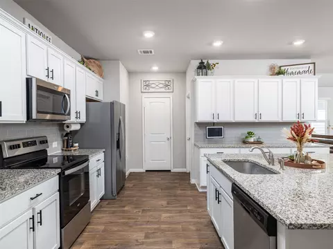 Kitchen - 201 Bunting Ln, Bertram, TX 78605 photo 3 of 3