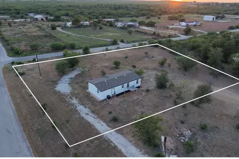 30 Tower Rd, Lockhart, TX 78644
