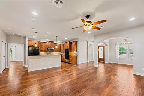 Living - 4900 Sonora Trce, Georgetown, TX 78633 photo 1 of 7