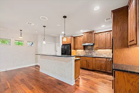 Kitchen - 4900 Sonora Trce, Georgetown, TX 78633 photo 1 of 4