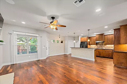 Living - 4900 Sonora Trce, Georgetown, TX 78633 photo 2 of 7