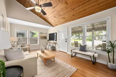 5517 Avenue G #A, Austin, TX 78751