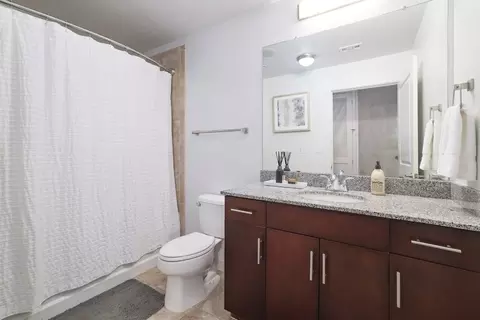 Bath - 360 Nueces St #3506, Austin, TX 78701 photo 1 of 2