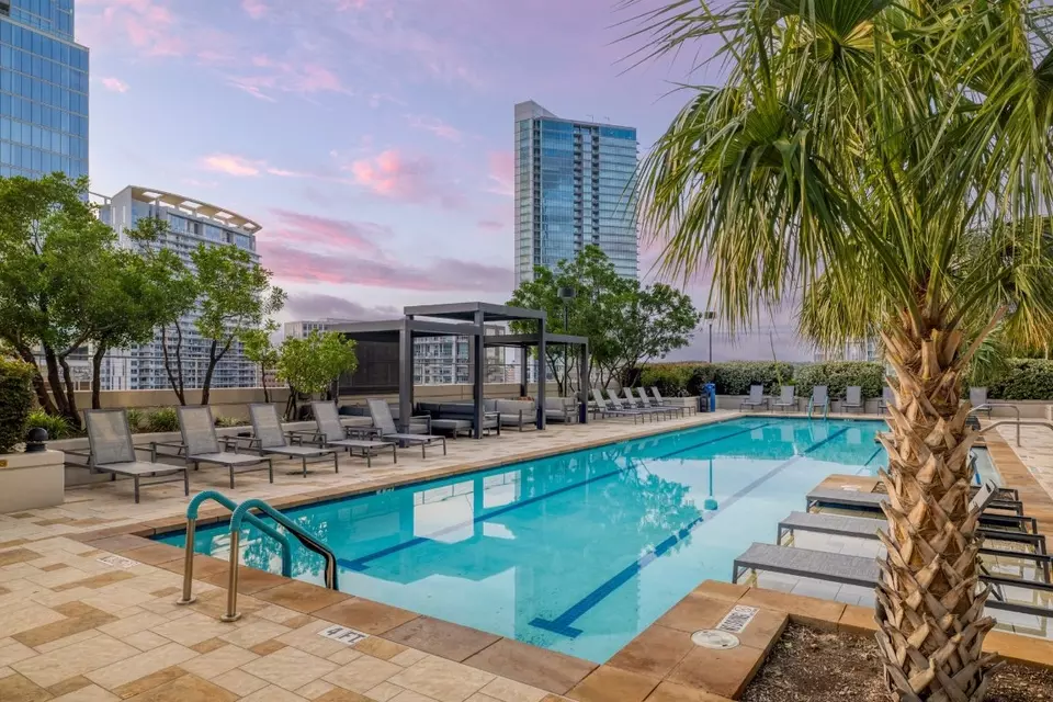 Exterior - 360 Nueces St #3506, Austin, TX 78701 photo 2 of 3