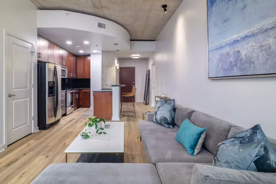 Living - 360 Nueces St #3506, Austin, TX 78701 photo 4 of 5